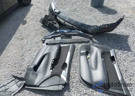 2017 Nissan Sentra S из США, поврежденный, VIN 3N1AB7AP4HY215775